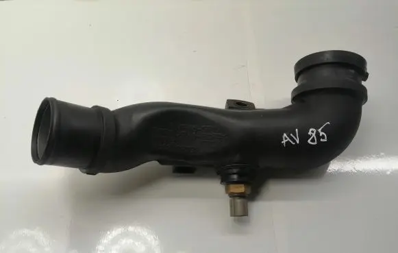 Toyota Avensis T270 Intercooler hose/pipe 173620R030