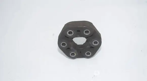 BMW 3 G20 G21 Rear prop shaft donut coupling/joint 8845528 26118845528 7522027