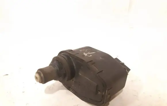 Volkswagen Transporter - Caravelle T4 Headlight level adjustment motor 165941295 00437542