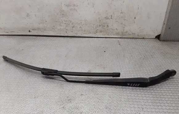 Volvo XC90 Windshield/front glass wiper blade 8620839