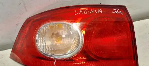 Renault Laguna II Rear/tail lights 04031 E204031