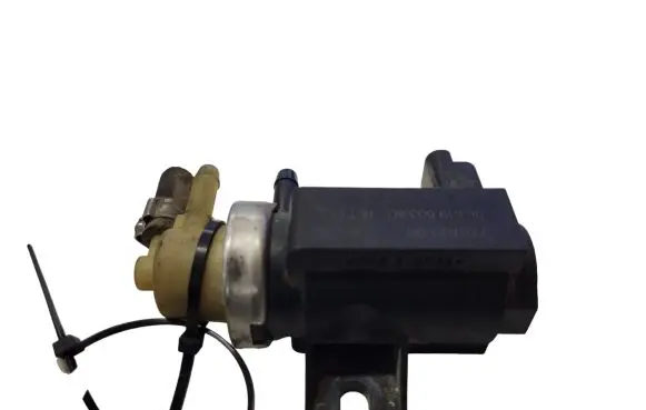 Citroen C5 Turbo solenoid valve 70163300 9661960380