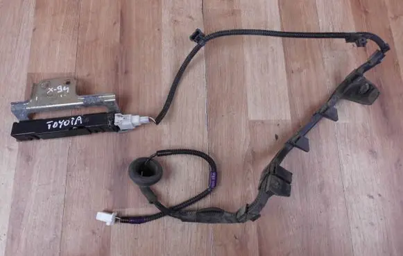 Toyota RAV 4 (XA40) Interior comfort aerial antenna 8999742010