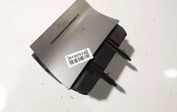 Skoda Octavia Mk2 (1Z) Car ashtray 1z1863077a 1z1857962b