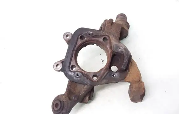 Rear wheel hub spindle/knuckle