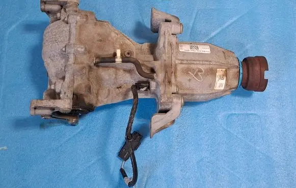 Ford Fusion II Rear differential CV6W4C166FA A16237220265