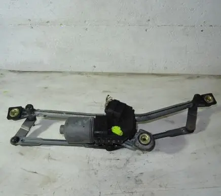 Front wiper linkage and motor