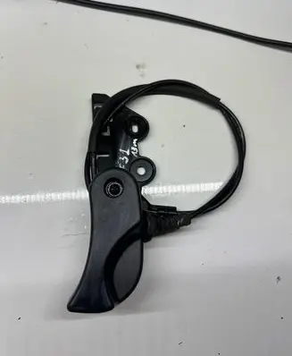 BMW 3 F30 F35 F31 Engine bonnet (hood) release handle 7221913 17365810