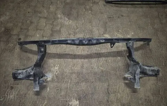 Volkswagen Transporter - Caravelle T5 Radiator support slam panel NOCODE