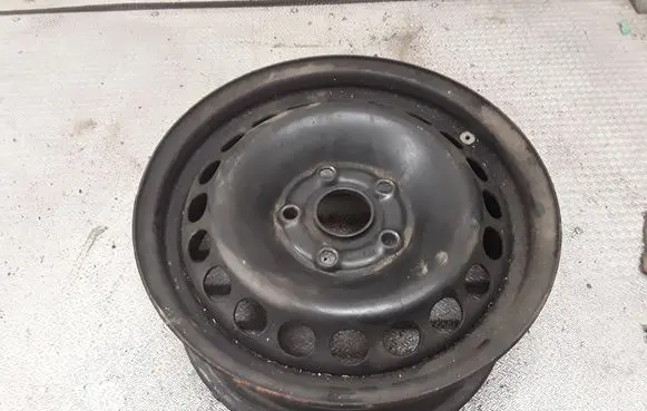 Audi A4 S4 B5 8D R15 steel rim 2150924
