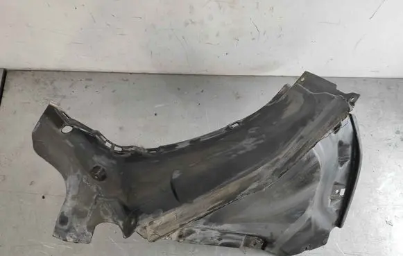 Audi A5 Front wheel arch liner splash guards 8W6853888Q 8W6853888M