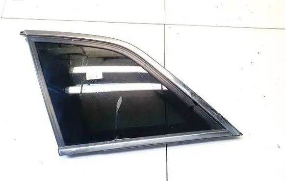Opel Antara Rear side window dot736as2m32