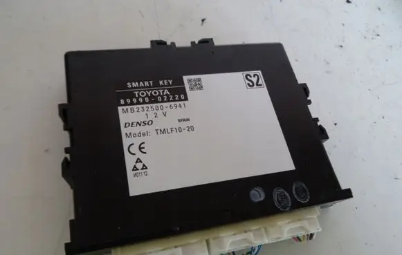 Toyota Auris E180 Keyless (KESSY) go control unit/module 8999002220