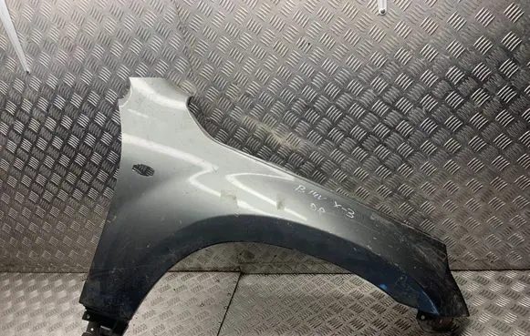 BMW X3 E83 Fender