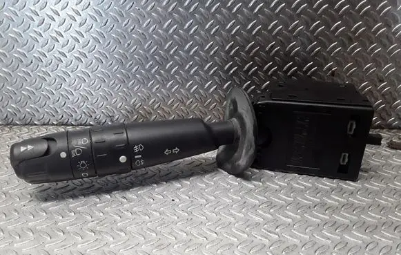 Peugeot 607 Indicator stalk