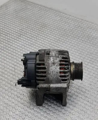 Renault Megane II Generator/alternator 8200323126 2542855B 105161525
