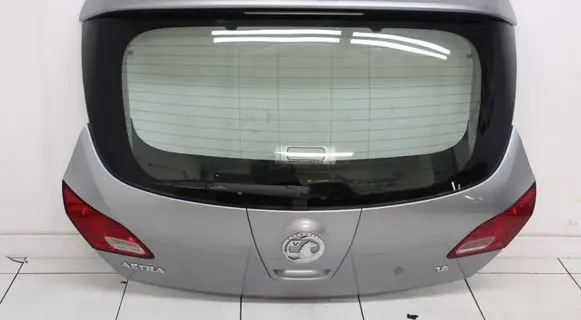 Opel Astra J Tailgate/trunk/boot lid