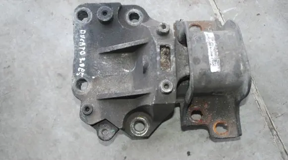Fiat Ducato Engine mounting bracket 180KM