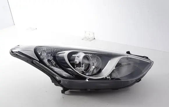 Hyundai i30 Headlight/headlamp 92102A6020