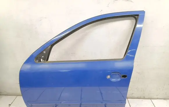 Skoda Octavia Mk2 (1Z) Front door