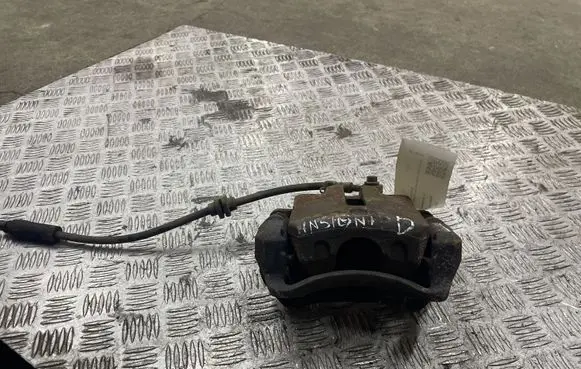 Opel Insignia A Front brake caliper
