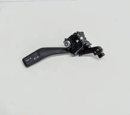 Volkswagen Golf V Indicator stalk 1K0953513