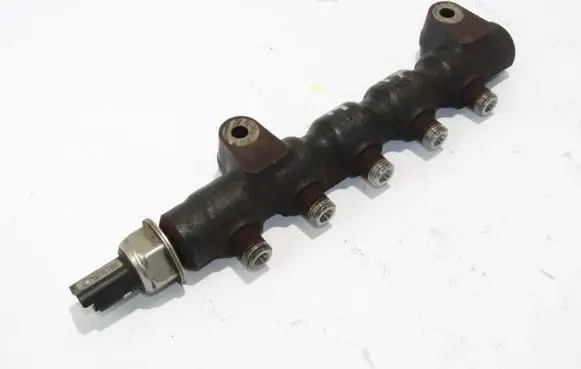 Ford Fiesta Fuel main line pipe 9654592680