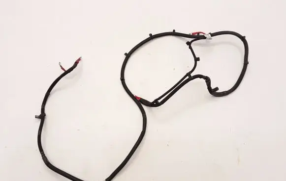 Renault Twingo III Positive cable (battery) 241103630R