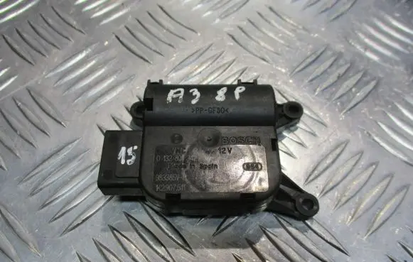 Audi A3 S3 8P Central body control module 1K2907511