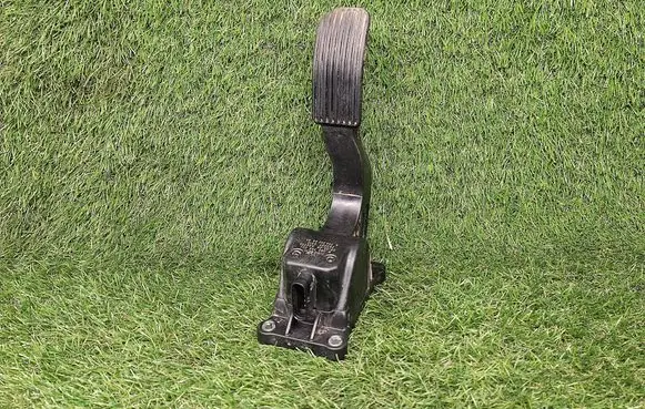 Volkswagen Crafter Accelerator throttle pedal A9063000404 0280755023