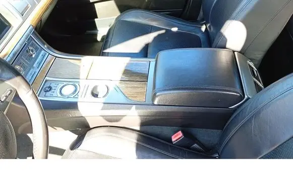 Jaguar XF X250 Armrest