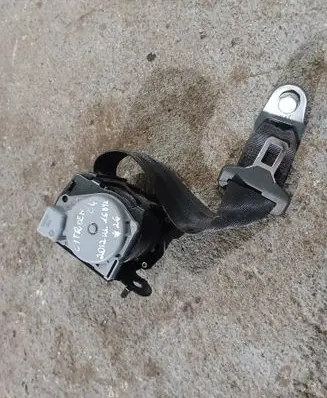 Citroen C4 II Rear seatbelt 96871541XX 5032F4V14W