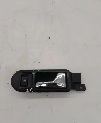 Volkswagen PASSAT B5 Front door interior handle 3B1837114
