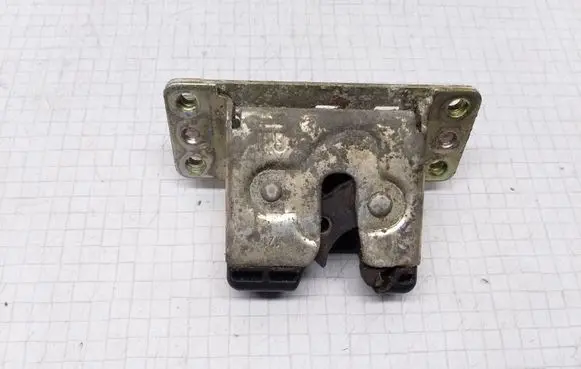 Opel Astra G Tailgate/trunk/boot lock/catch/latch