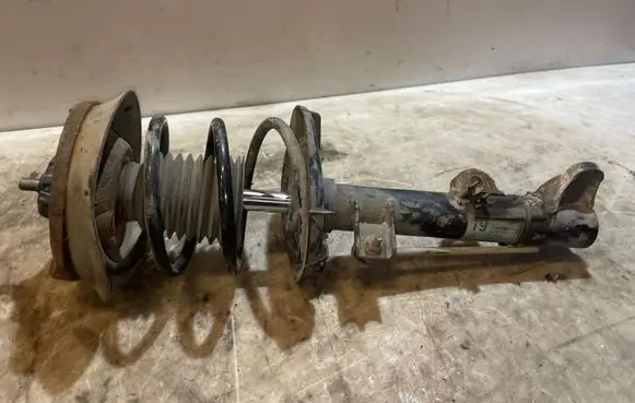 Mercedes-Benz C W203 Front shock absorber with coil spring A2033204130