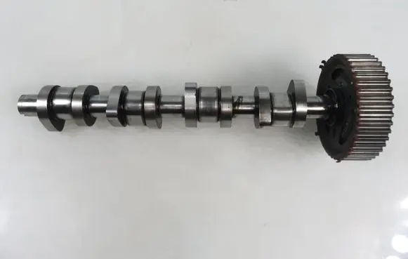 Volkswagen Golf IV Camshaft 038109111E 038109239