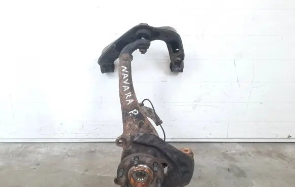 Nissan Navara D40 Front wheel hub spindle knuckle