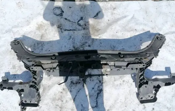 Renault Scenic II - Grand scenic II Radiator support slam panel 8200137496 43194