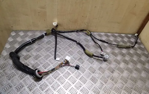 Subaru XV Front door wiring loom 81820FJ030