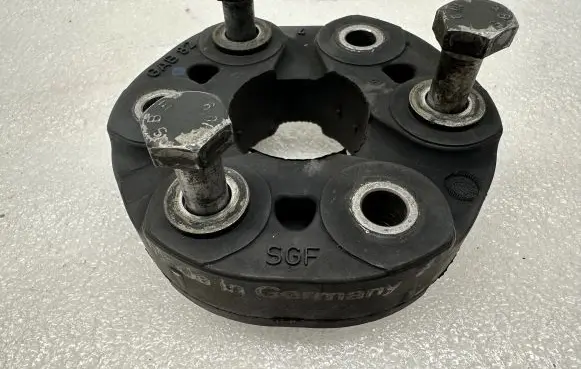 Jaguar XK8 - XKR Rear prop shaft donut coupling/joint GAB82