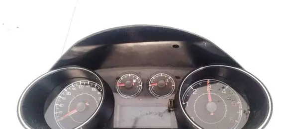 Speedometer (instrument cluster)