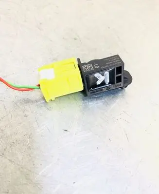 Nissan Qashqai Airbag deployment crash/impact sensor NA3RA1412899EE 988303RAOA 01282014