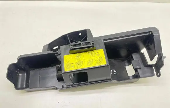 Audi A4 S4 B6 8E 8H Trunk/boot lower side trim panel 8E0010175A
