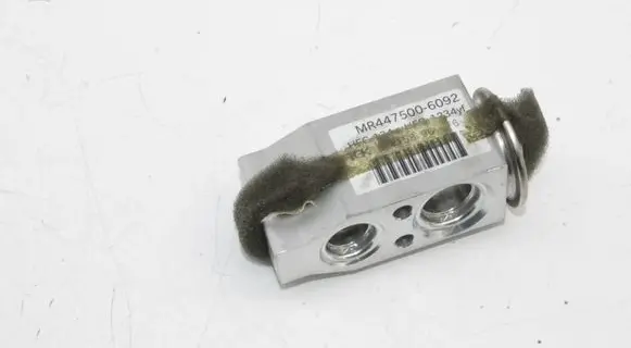 Nissan Micra K14 Air conditioning (A/C) expansion valve MR4475006092
