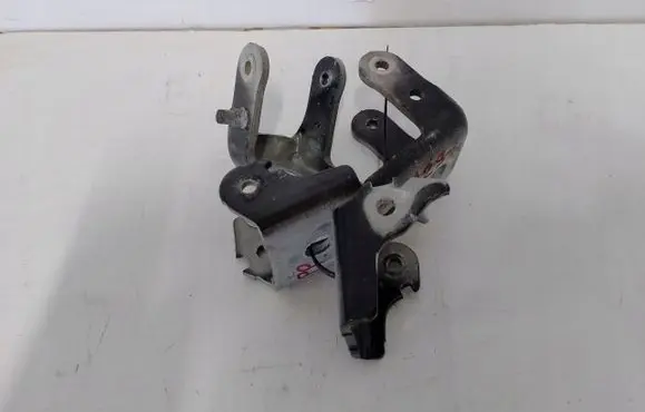 Peugeot 3008 II Front door upper hinge 