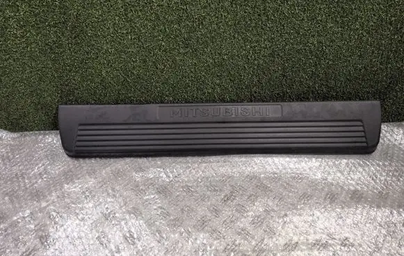 Mitsubishi Pajero Trim molding 9412042MR