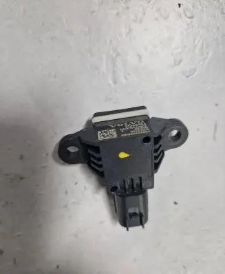 Volvo V40 Airbag deployment crash/impact sensor 31360986