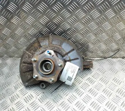 Suzuki Grand Vitara II Front wheel hub 4515165J00