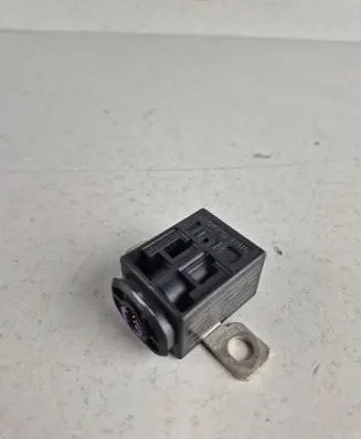 Audi A6 S6 C6 4F Battery relay fuse 4F0915519