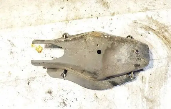 Engine splash shield/under tray